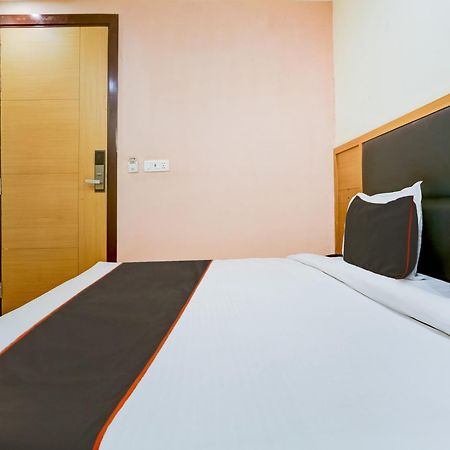 Collecion O White House Hotel New Delhi Ngoại thất bức ảnh